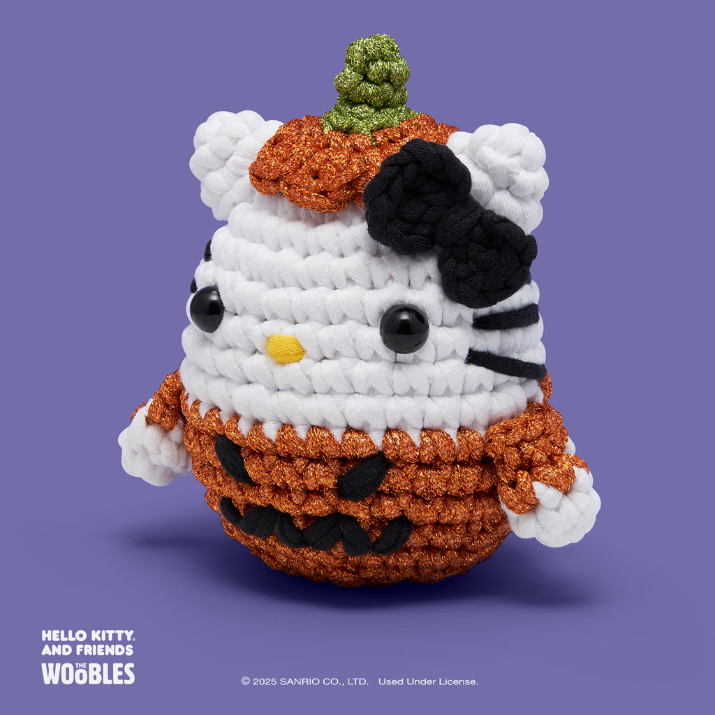 hellowinky 様 Halloween Hello Kitty® Crochet Kit for Beginners | The Woobles