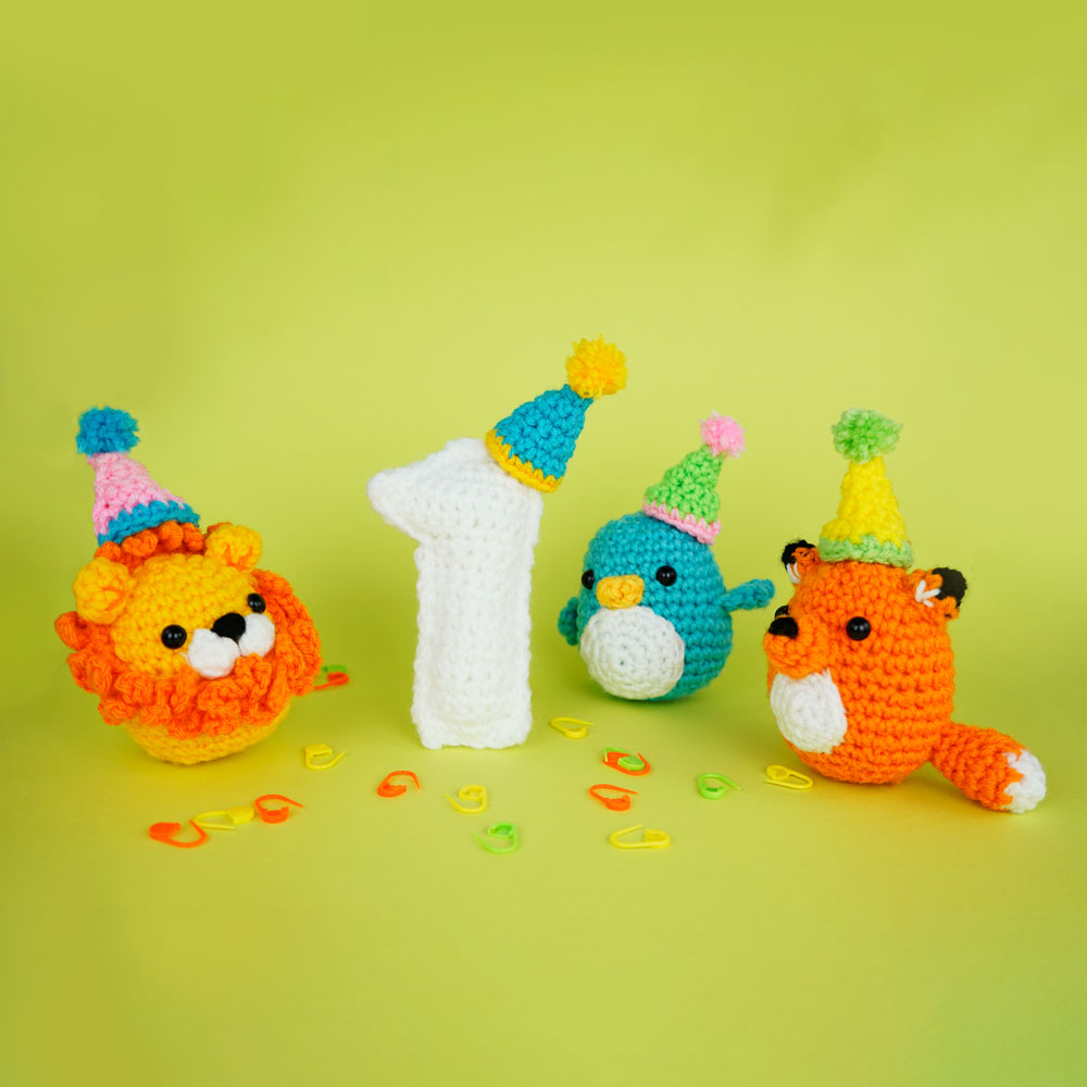 Tiny Party Hat Crochet Kit