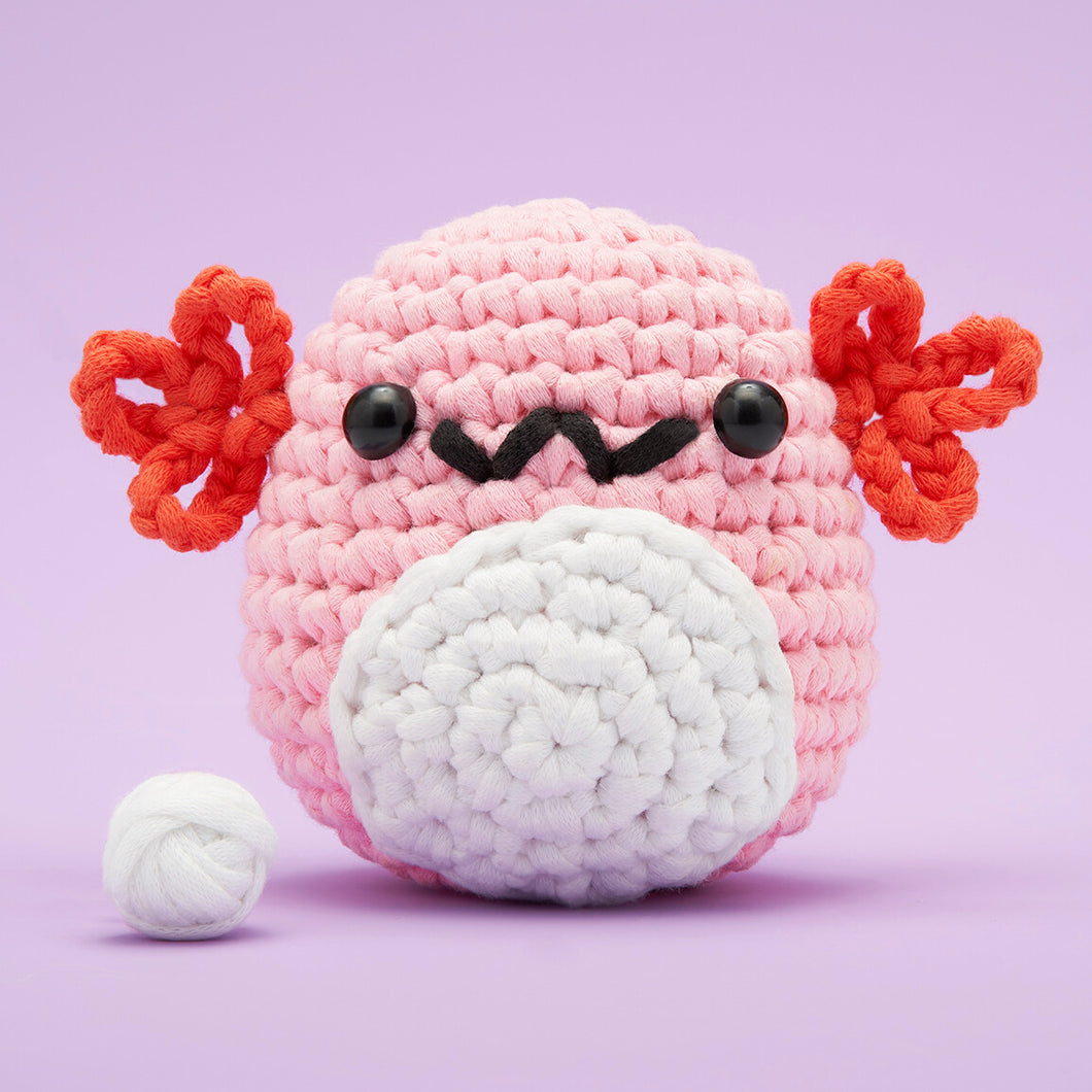 Mewaii Strawberry Axolotl Crochet KIT