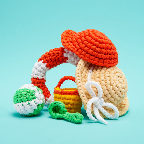 The Woobles - 2 days left until our Limited Edition Axolotl Beginner  Crochet Kit collab with @curiouspapaya floats away! Get yourself an Apricot  the Axolotl before she swims away 🏊‍♀️💦⛱