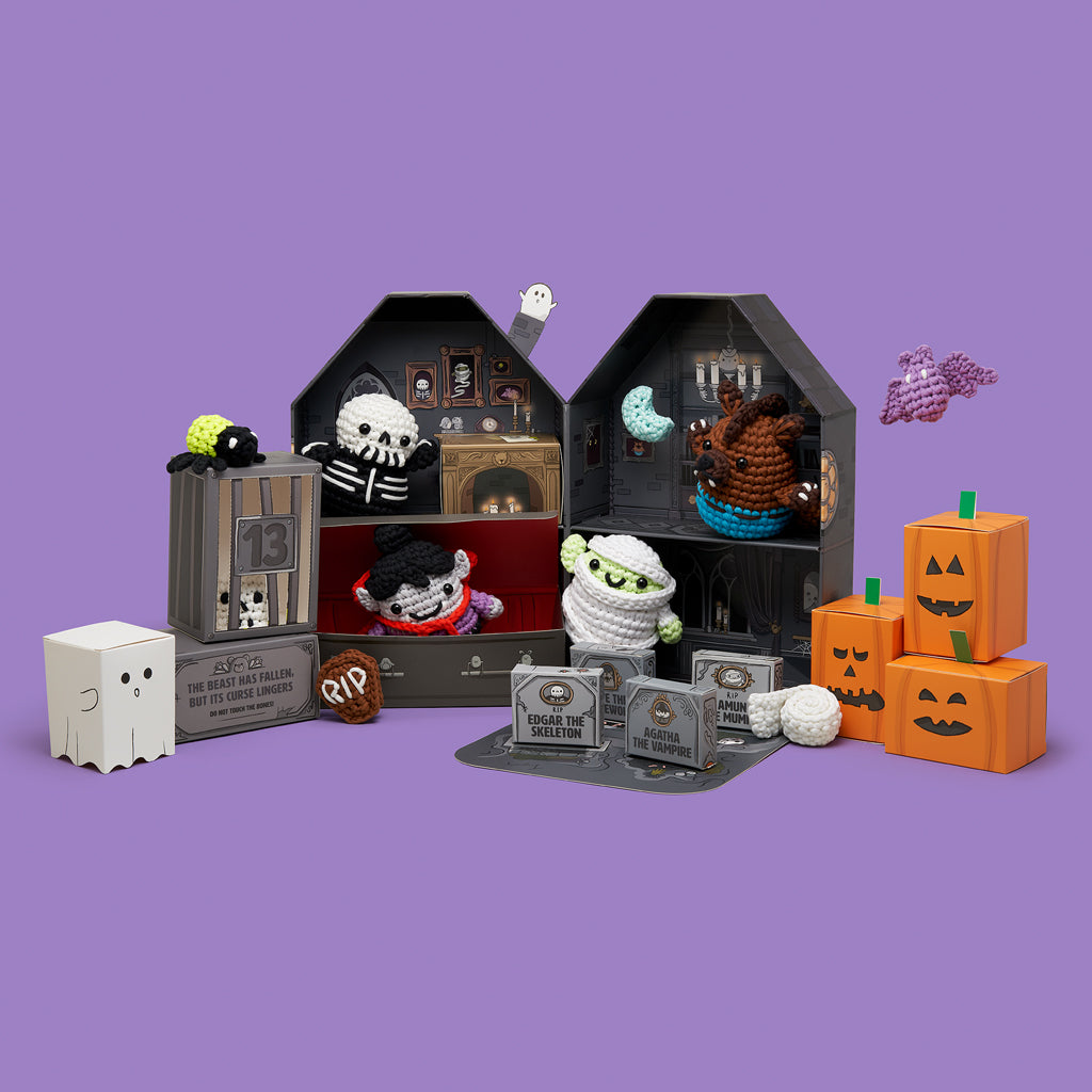 Eerie-sistibly Woobly Haunted House Box | The Woobles
